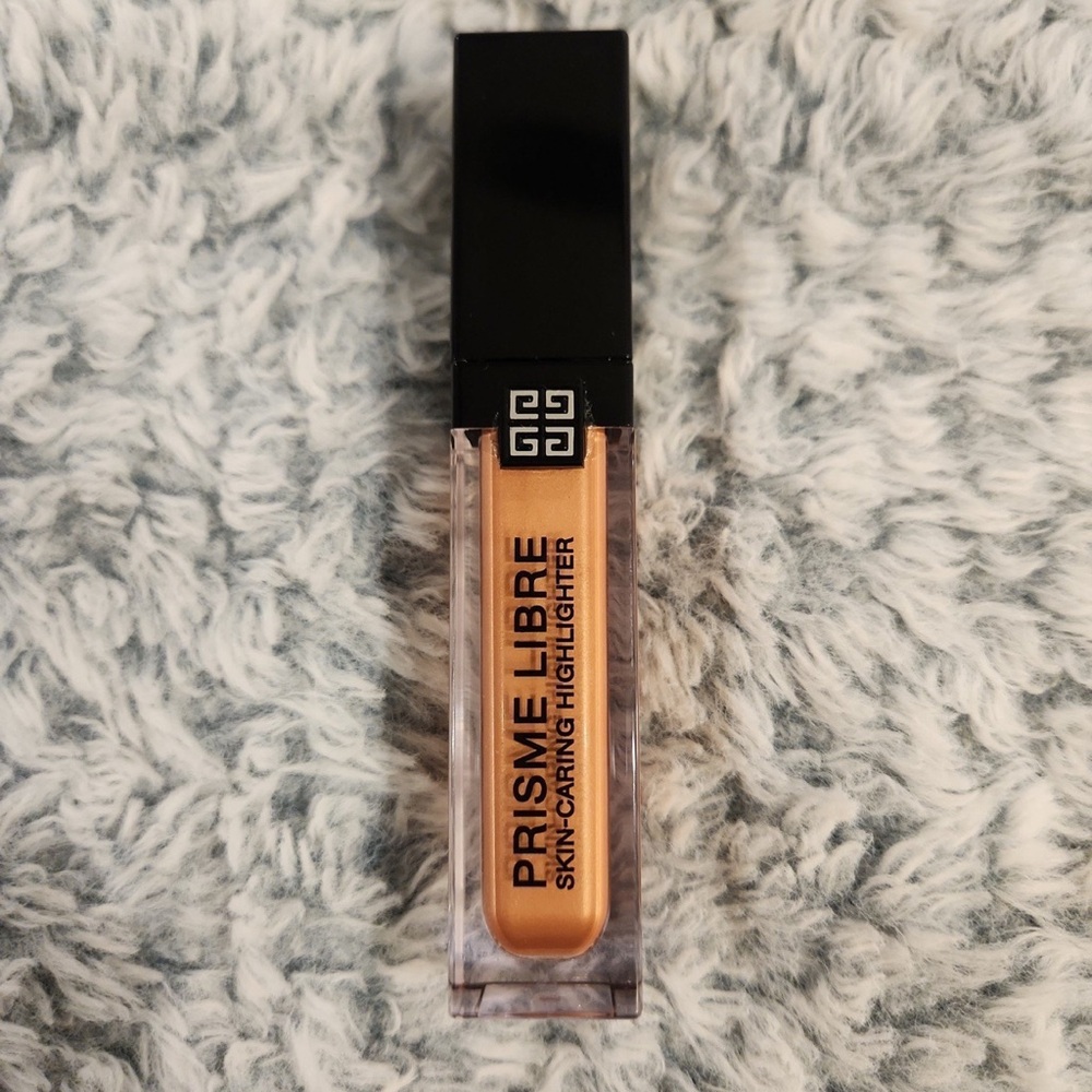Givenchy Prisme Libre Skin-Caring Highlighter - Gold